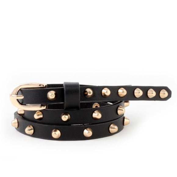 Accessories - 🆕❗️6 left ❗️☠️Black studded belt☠️❌firm❌
